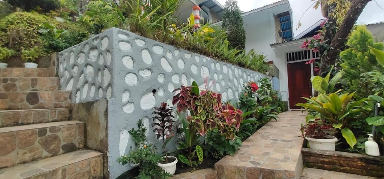 Bintang Bungalow Tour & Travel Kelimutu Luaran gambar