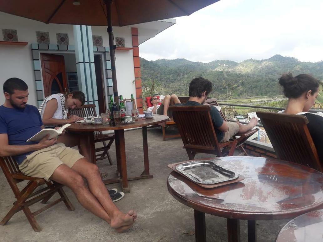 Bintang Bungalow Tour & Travel Kelimutu Luaran gambar